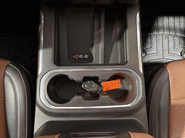 2019 Chevrolet Silverado 1500 Crew Cab Short Box 4-Wheel Drive High Country