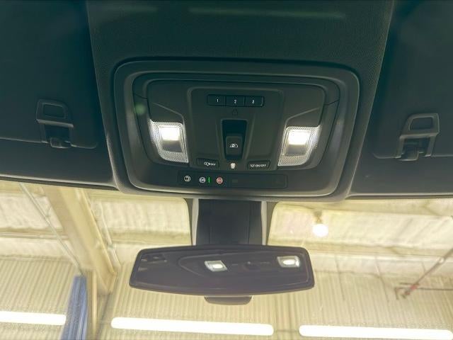 2019 Chevrolet Silverado 1500 Crew Cab Short Box 4-Wheel Drive High Country