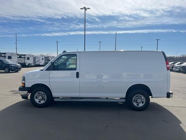 2024 Chevrolet Express Cargo Van 2500 Regular Wheelbase Rear-Wheel Drive