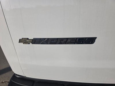 2024 Chevrolet Express Cargo Van 2500 Regular Wheelbase Rear-Wheel Drive