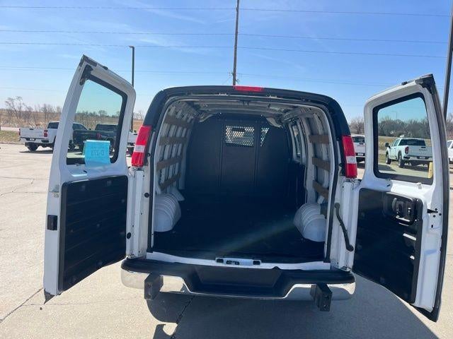 2024 Chevrolet Express Cargo Van 2500 Regular Wheelbase Rear-Wheel Drive