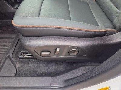 2024 GMC Acadia AWD AT4