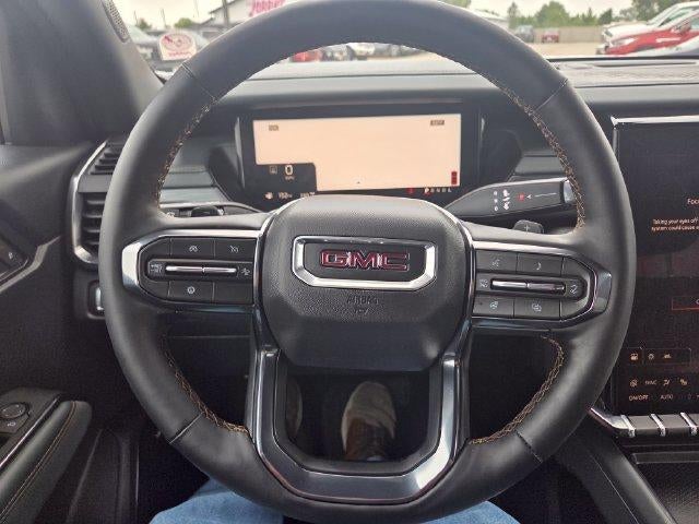 2024 GMC Acadia AWD AT4