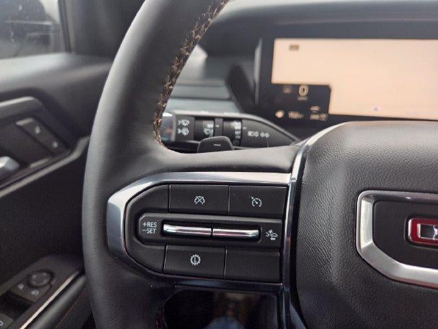 2024 GMC Acadia AWD AT4
