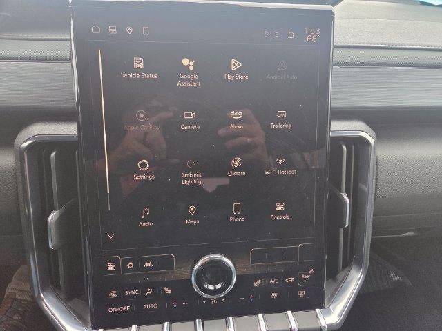 2024 GMC Acadia AWD AT4