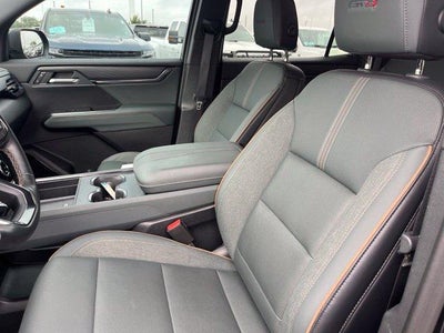 2026 GMC Acadia AWD AT4
