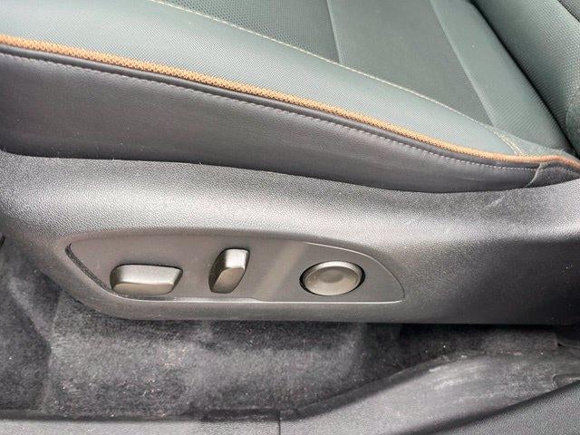2026 GMC Acadia AWD AT4