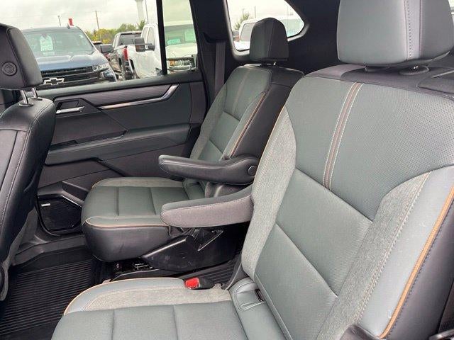 2026 GMC Acadia AWD AT4