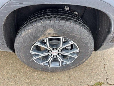 2026 GMC Acadia AWD AT4