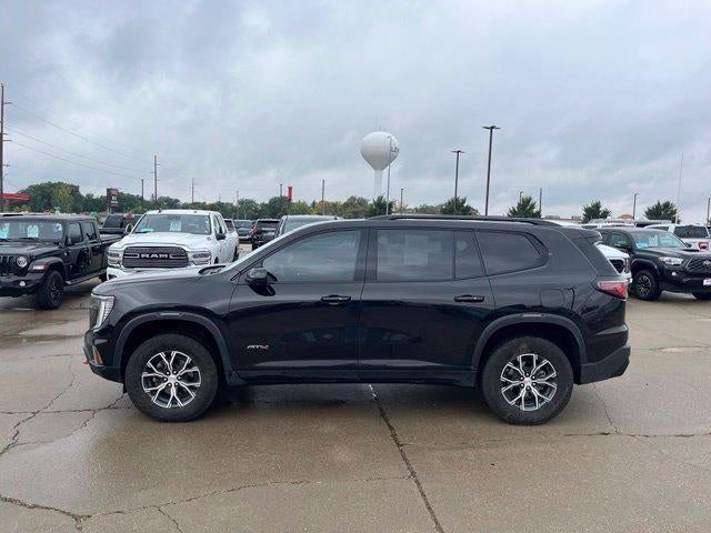 2026 GMC Acadia AWD AT4
