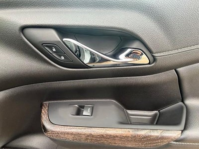 2023 GMC Acadia AWD Denali