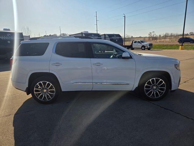 2023 GMC Acadia AWD Denali