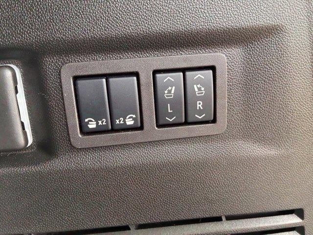 2024 GMC Yukon 4WD 4dr AT4