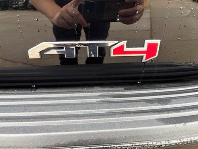 2024 GMC Yukon 4WD 4dr AT4