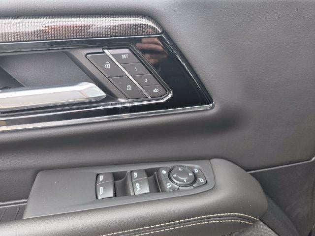 2026 GMC Yukon XL 4WD 4dr Elevation