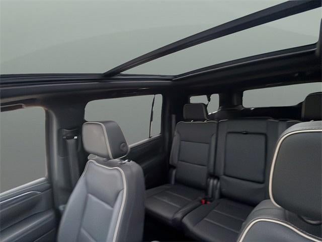 2023 GMC Yukon XL 4WD 4dr SLT