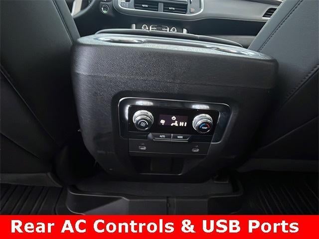 2023 GMC Yukon XL 4WD 4dr SLT