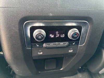 2024 GMC Yukon XL 4WD 4dr SLT