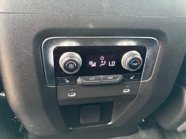 2024 GMC Yukon XL 4WD 4dr SLT