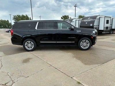 2024 GMC Yukon XL 4WD 4dr SLT