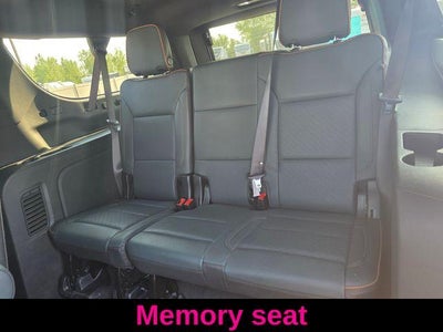 2025 GMC Yukon XL 4WD 4dr AT4