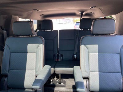 2025 GMC Yukon XL 4WD 4dr AT4
