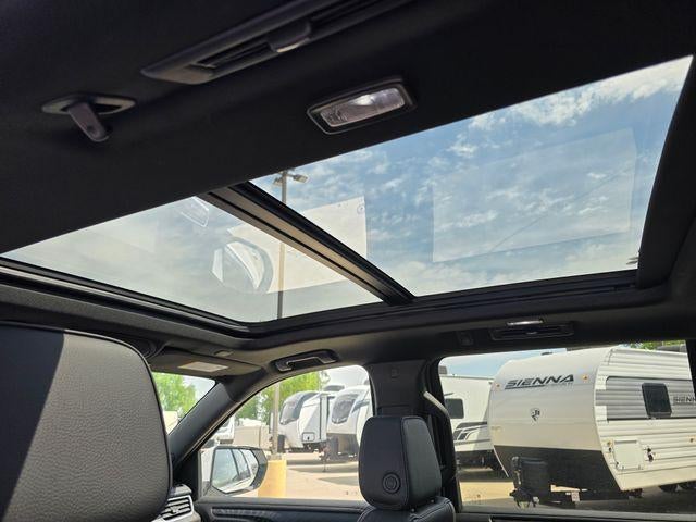2024 GMC Yukon XL 4WD 4dr Denali