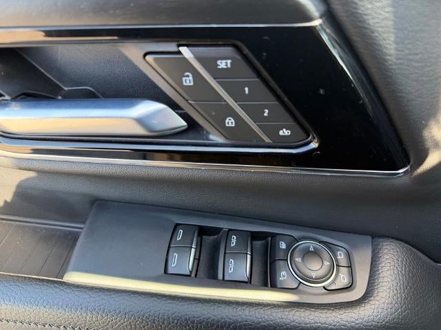 2025 GMC Yukon XL 4WD 4dr Denali