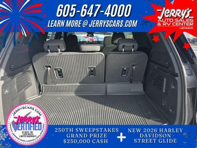 2026 Chevrolet Traverse LT w/2LT