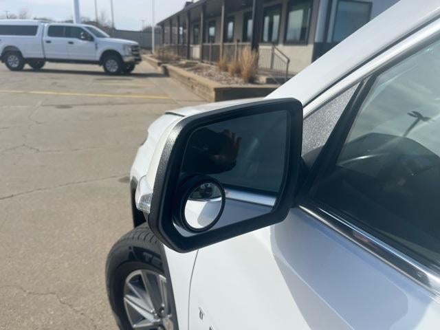 2023 Chevrolet Traverse AWD 1LT