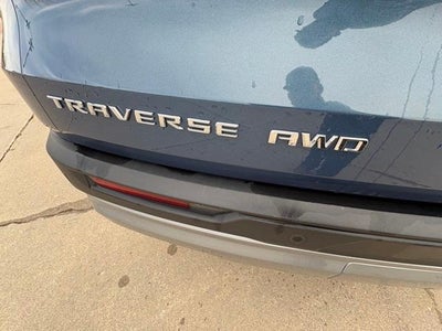 2025 Chevrolet Traverse LT w/2LT