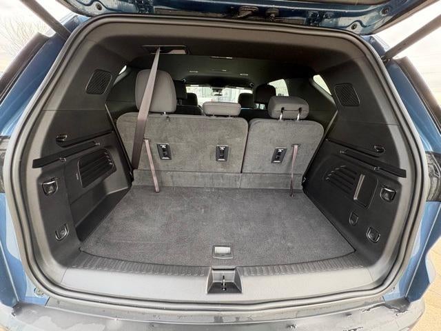 2025 Chevrolet Traverse LT w/2LT