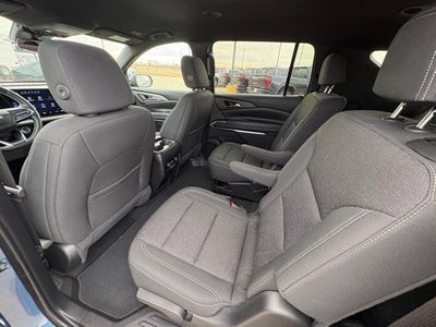 2025 Chevrolet Traverse LT w/2LT