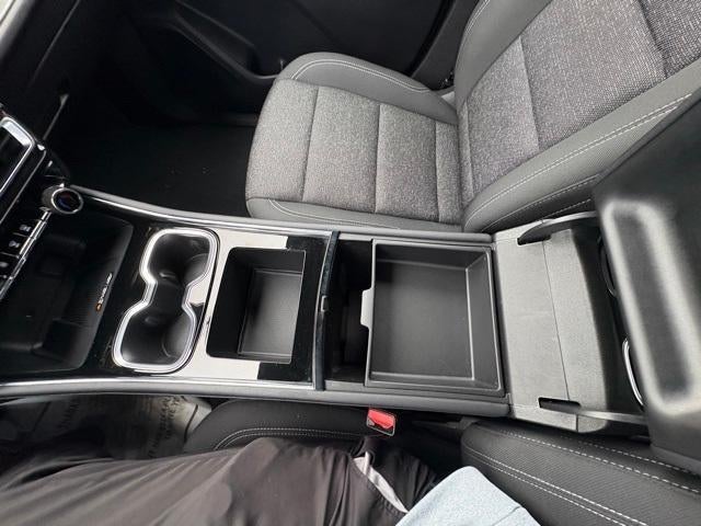 2025 Chevrolet Traverse LT w/2LT