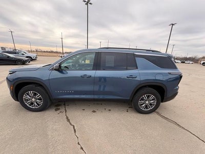 2025 Chevrolet Traverse LT w/2LT