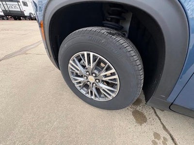 2025 Chevrolet Traverse LT w/2LT