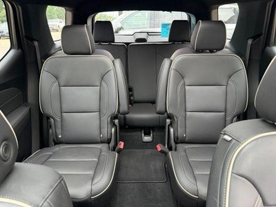 2023 Chevrolet Traverse AWD 1LZ