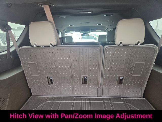2025 Chevrolet Suburban 4WD LT