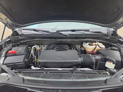 2025 Chevrolet Suburban 4WD LT