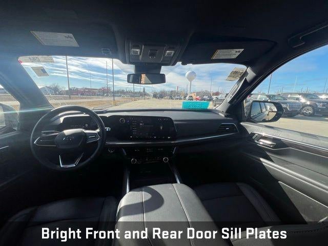 2025 Chevrolet Suburban 4WD Z71