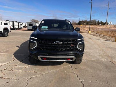 2025 Chevrolet Suburban 4WD Z71