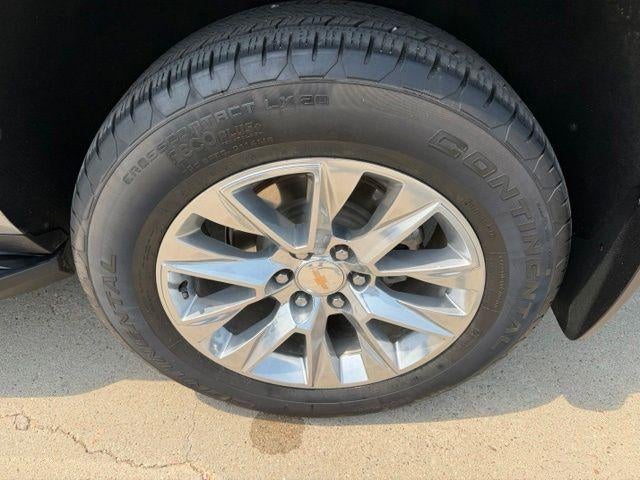 2025 Chevrolet Suburban 4WD Premier