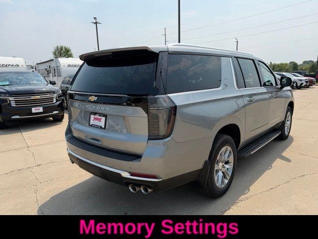 2025 Chevrolet Suburban 4WD Premier
