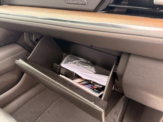 2026 Chevrolet Suburban 4WD High Country