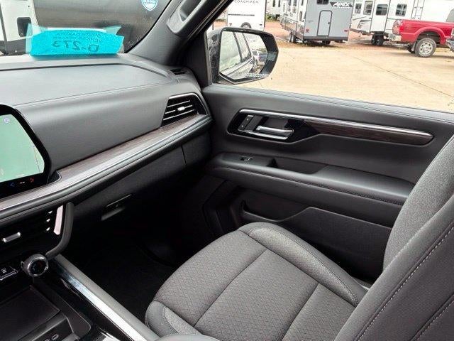 2025 Chevrolet Tahoe 4WD LS