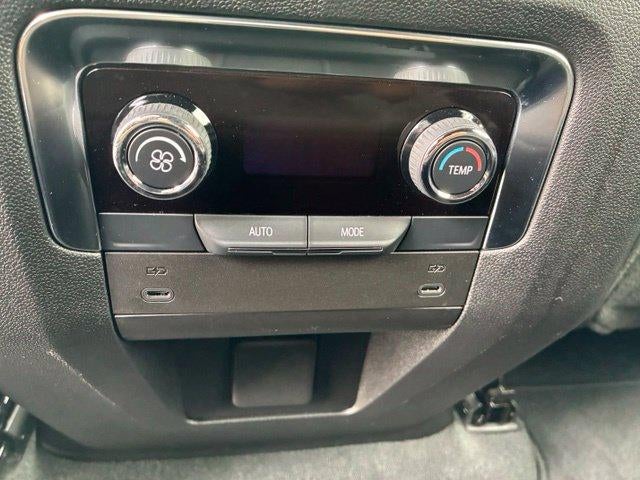 2025 Chevrolet Tahoe 4WD LS
