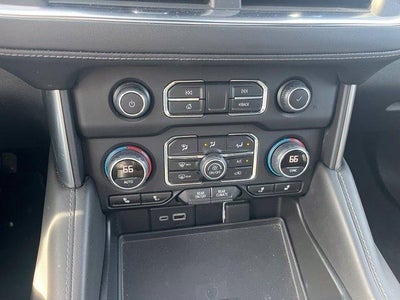 2023 Chevrolet Suburban 4WD LT