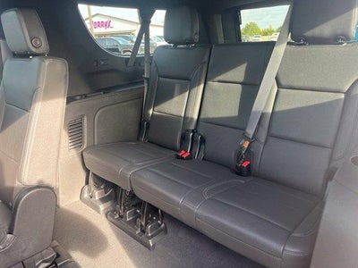 2023 Chevrolet Suburban 4WD LT