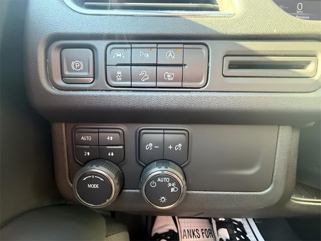 2023 Chevrolet Suburban 4WD Z71