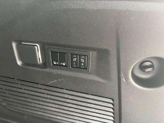 2022 Chevrolet Tahoe 4WD RST